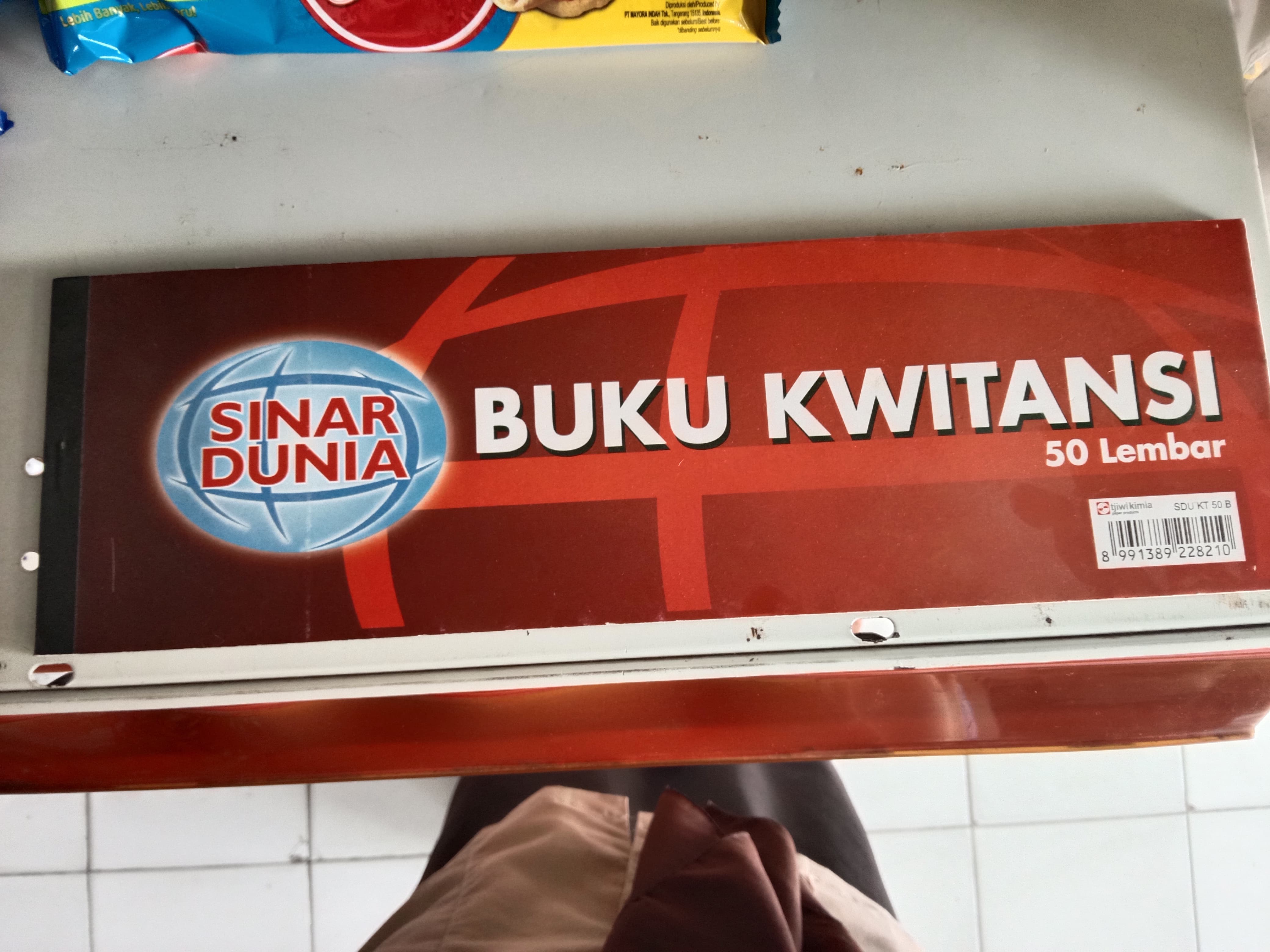 Buku Sinar Dunia Buku Kwitansi Panjang